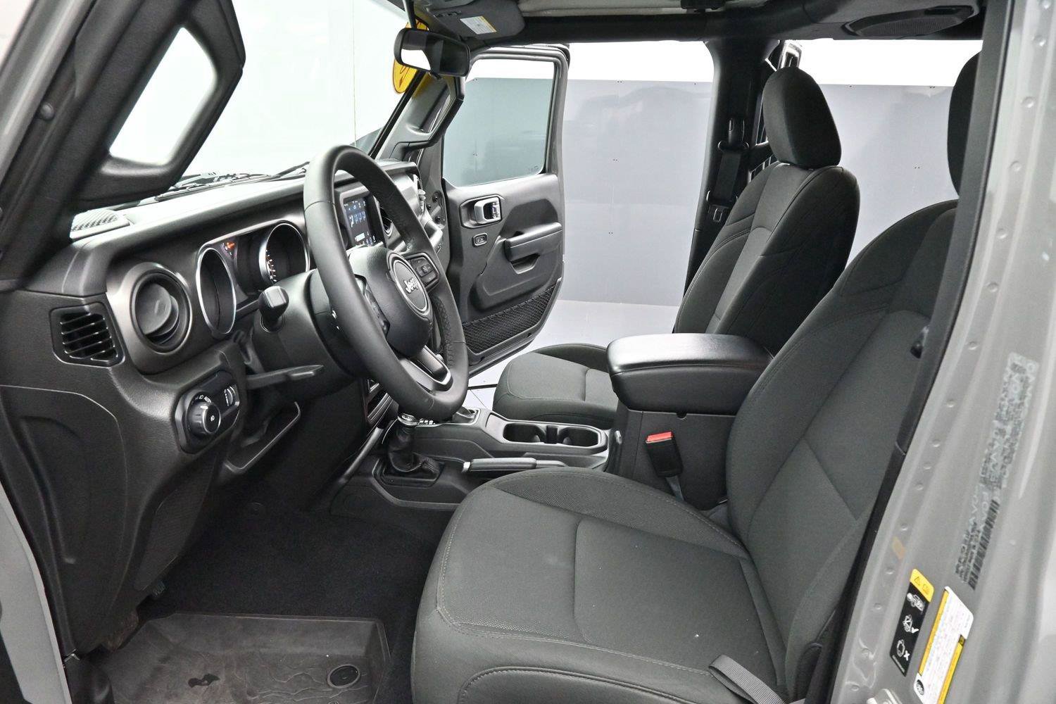 Used 2023 Jeep Wrangler Unlimited Sport AWD/4WD image 12