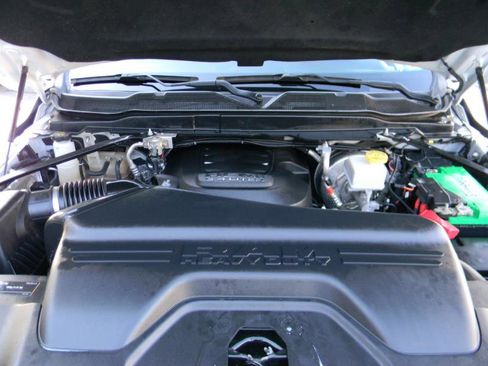 Used 2022 RAM 2500 Tradesman w/ Safety Group image 23