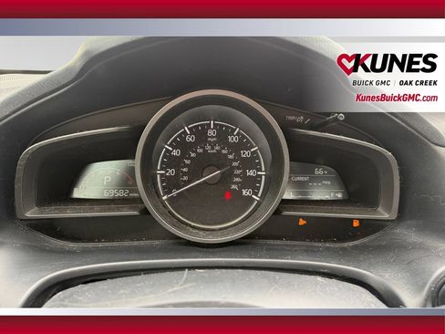Used 2018 MAZDA MAZDA3 Touring FWD image 14