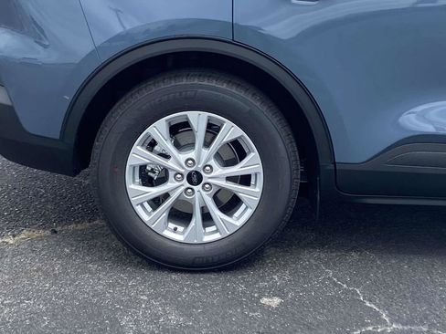 New 2026 Ford Escape Active image 9