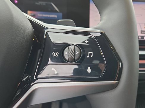 Used 2024 BMW 540i xDrive image 24