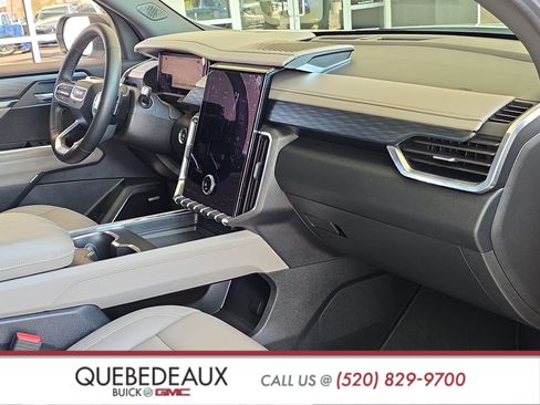 Used 2026 GMC Acadia Elevation w/ Black Edition FWD image 29