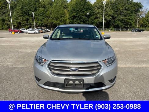 Used 2016 Ford Taurus SEL w/ Equipment Group 201A FWD image 2