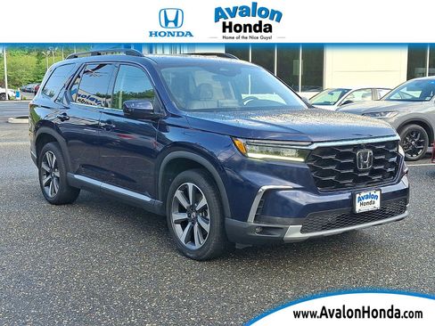 Certified 2023 Honda Pilot Elite image 1