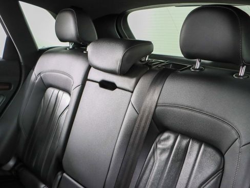 Used 2023 Audi Q5 2.0T Premium w/ Convenience Package image 24