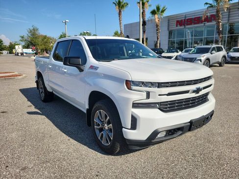 Used 2021 Chevrolet Silverado 1500 RST w/ True North Edition Plus AWD/4WD image 2