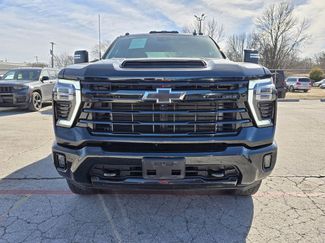 Used 2024 Chevrolet Silverado 2500 LT w/ Midnight Edition video 2