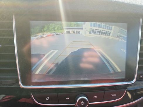 Used 2019 Buick Encore Preferred FWD image 7