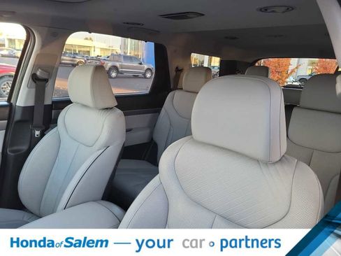 Used 2023 Hyundai Palisade SEL image 10