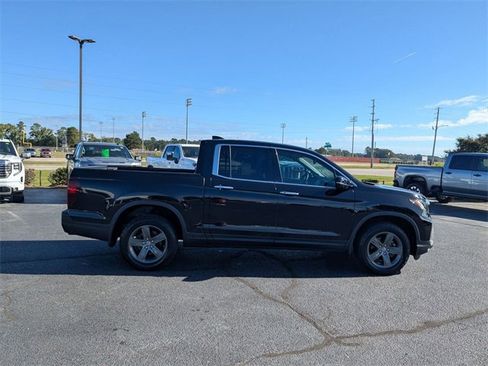 Used 2023 Honda Ridgeline RTL-E image 2