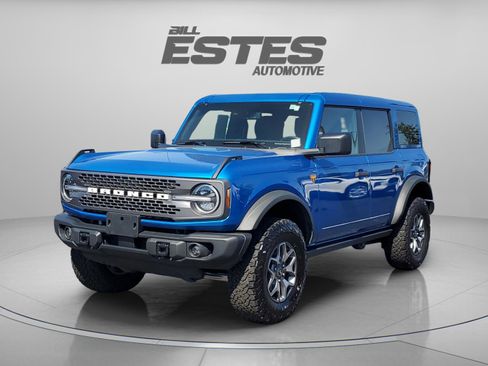 Certified 2025 Ford Bronco Badlands AWD/4WD image 1