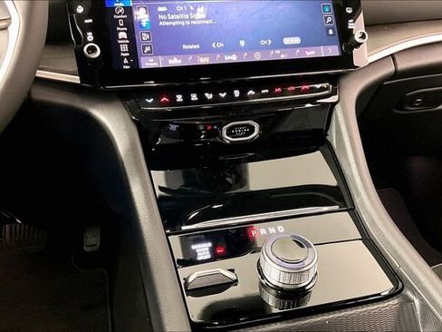 New 2026 Jeep Grand Cherokee L 4WD image 7
