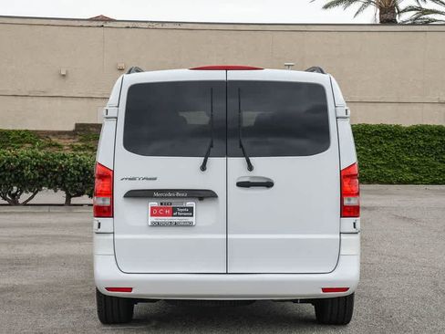 Used 2016 Mercedes-Benz Metris Passenger w/ Active Safety Plus Package image 8