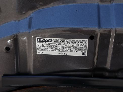 Used 2019 Toyota 4Runner Limited AWD/4WD image 33