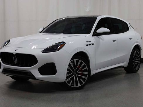 Used 2023 Maserati Grecale Modena image 1