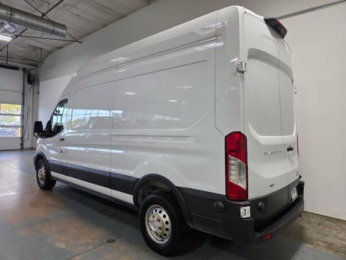 Used 2025 Ford Transit 250 148 High Roof AWD w/ Load Area Protection Package image 3