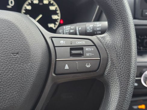 Certified 2023 Honda CR-V EX image 32