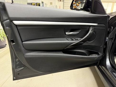 Used 2019 BMW 330i Gran Turismo xDrive w/ M Sport Package AWD/4WD image 11