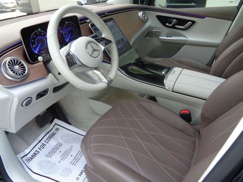 Used 2023 Mercedes-Benz EQE 350+ 4MATIC SUV image 9