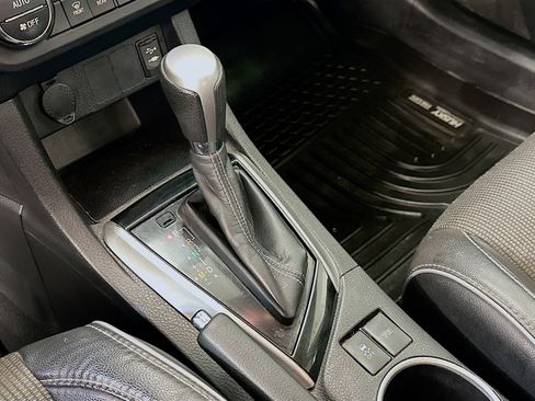 Used 2015 Toyota Corolla S image 24