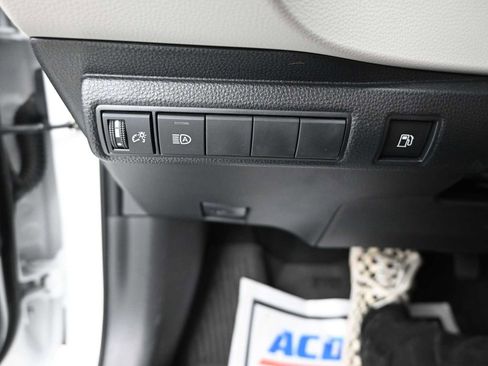 Used 2024 Toyota Corolla LE image 16