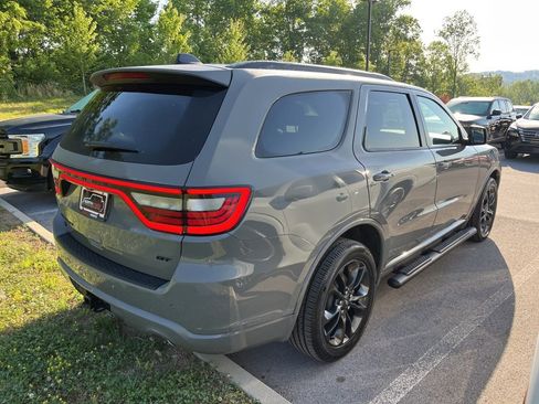 Used 2025 Dodge Durango GT w/ Blacktop Package AWD/4WD image 3