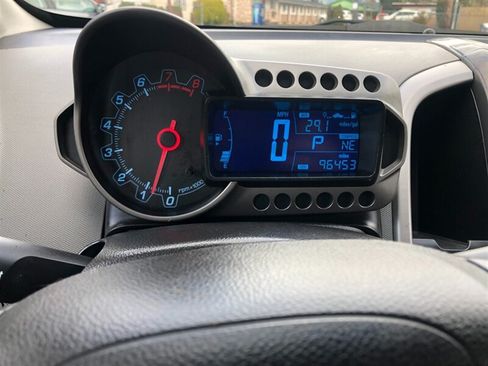 Used 2014 Chevrolet Sonic LTZ FWD image 12