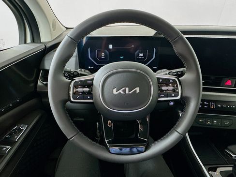 New 2026 Kia Carnival SX w/ SX Dark Edition Package image 11