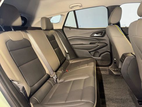 Used 2025 Chevrolet Trax ACTIV w/ Driver Confidence Package image 31