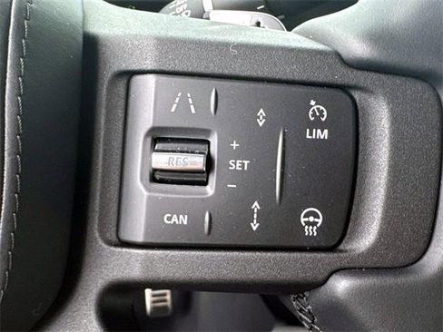 New 2025 Land Rover Defender 110 V8 image 25