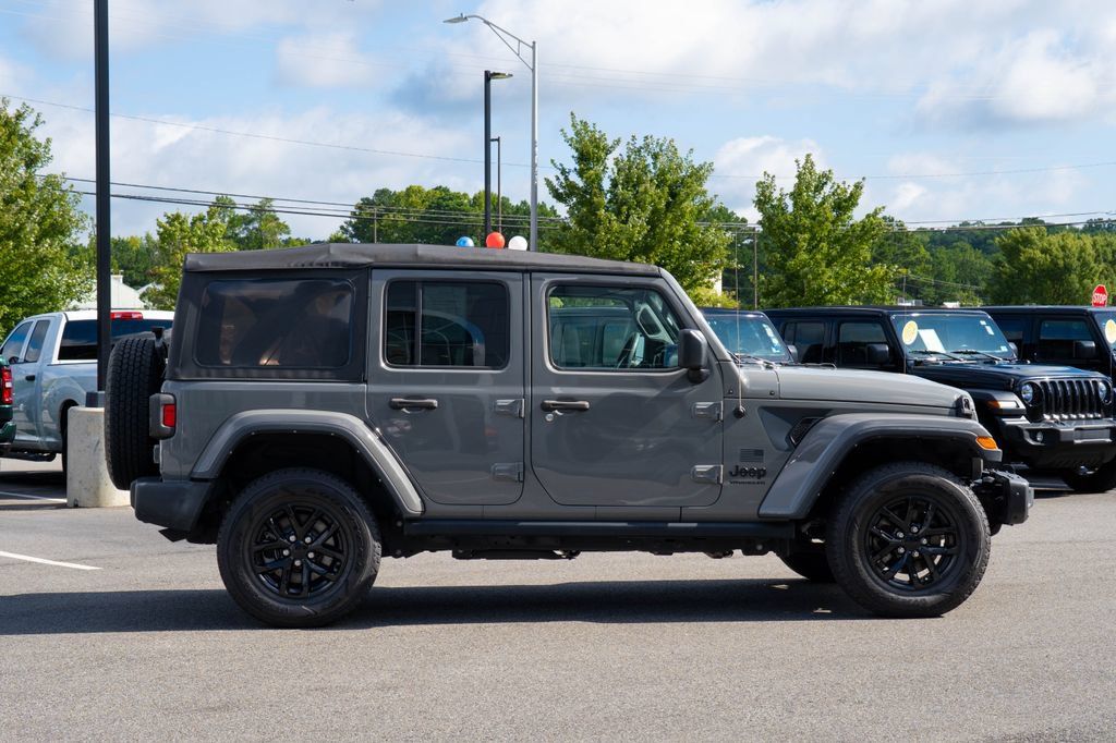 Used 2023 Jeep Wrangler Unlimited Sport AWD/4WD image 8