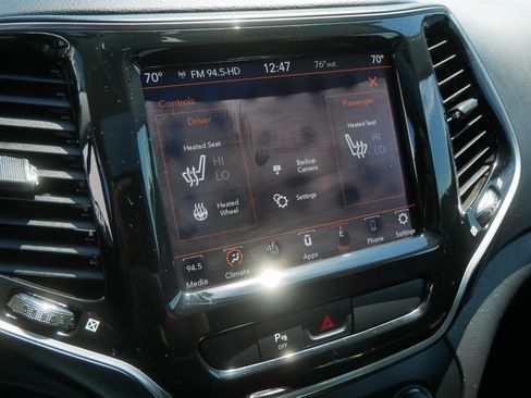 Used 2020 Jeep Cherokee Limited AWD/4WD image 31