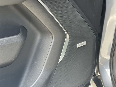 Used 2021 Chevrolet Suburban RST image 15