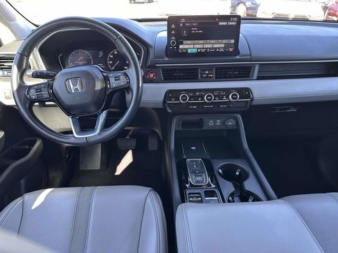 Used 2023 Honda Pilot EX-L image 16