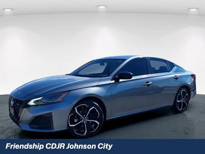 Used 2023 Nissan Altima 2.5 SR