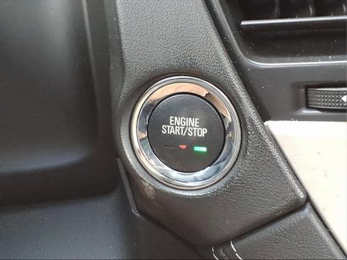 Used 2019 GMC Yukon XL Denali w/ Denali Ultimate Package image 10