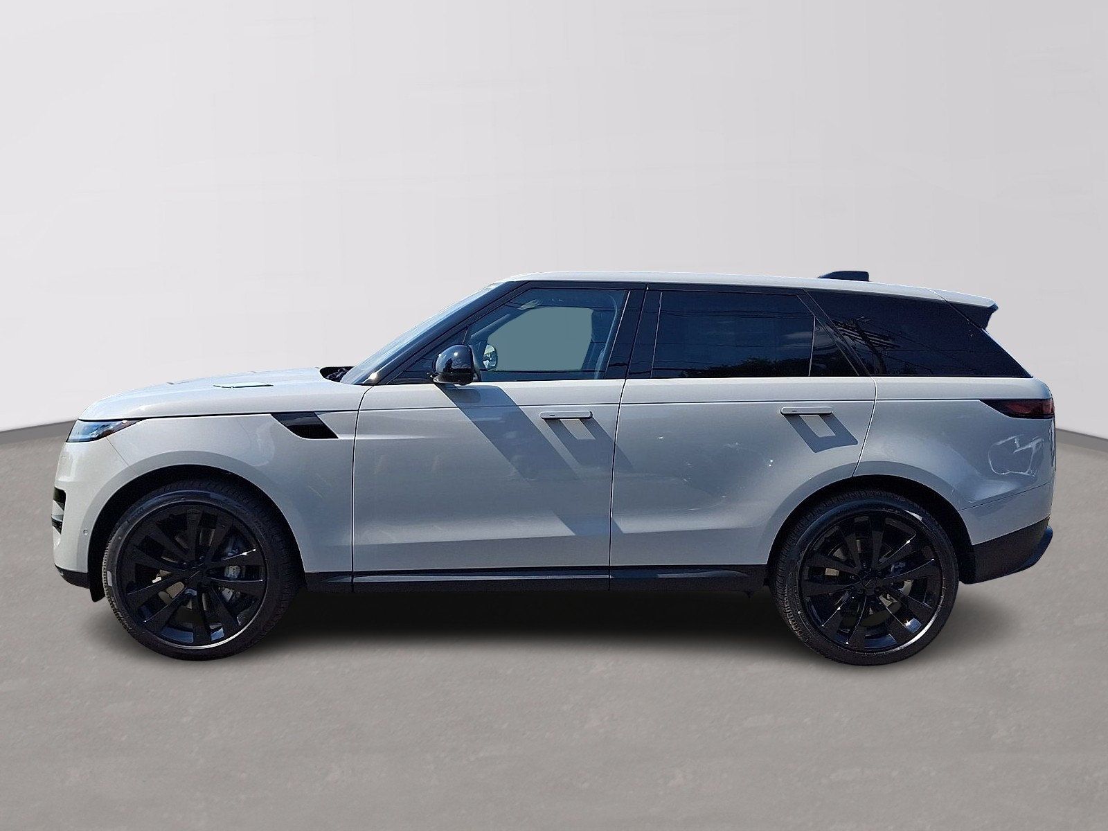 New 2026 Land Rover Range Rover Sport SE AWD/4WD image 5