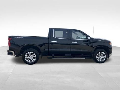 Used 2022 Chevrolet Silverado 1500 LTZ w/ LTZ Convenience Package II AWD/4WD image 8