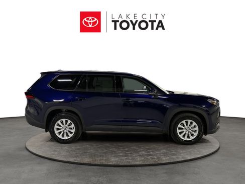 New 2026 Toyota Grand Highlander XLE FWD image 7