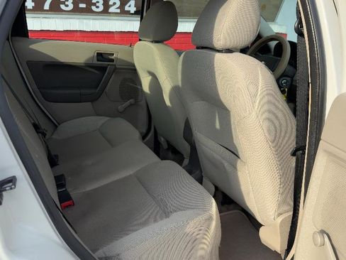 Used 2009 Ford Focus S image 23