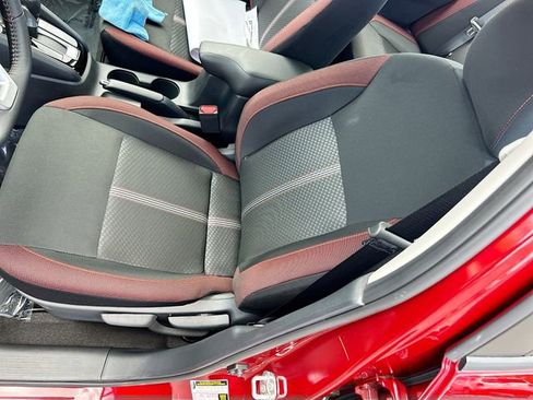 New 2025 Nissan Versa SR w/ Trunk Package FWD image 13