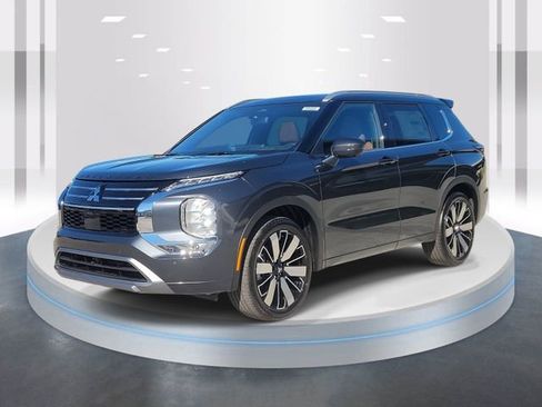 New 2026 Mitsubishi Outlander SEL FWD image 3