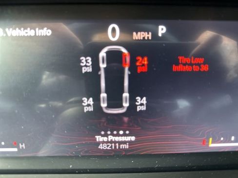 Certified 2024 Jeep Grand Cherokee L Limited w/ Luxury Tech Group II image 16