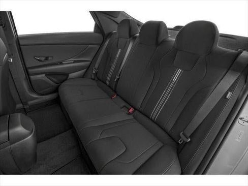 New 2025 Hyundai Elantra Sport image 39