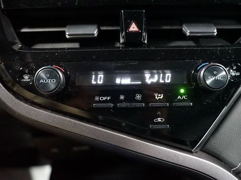 Certified 2023 Toyota Camry SE FWD image 23