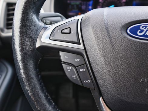 Used 2022 Ford Edge SEL w/ Sport Appearance Package image 23