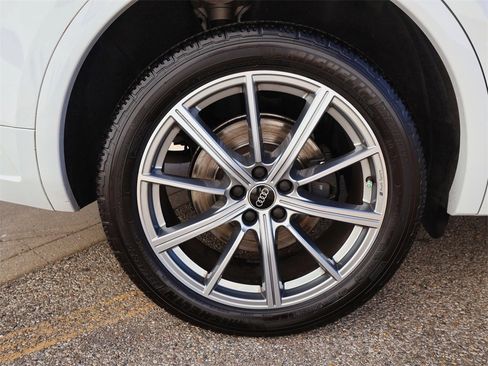 Used 2022 Audi SQ5 Premium Plus image 9