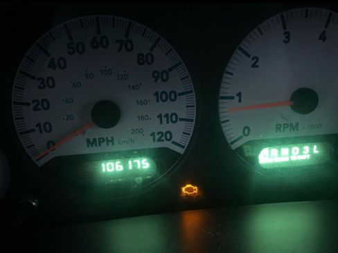 Used 2006 Dodge Grand Caravan SXT image 10