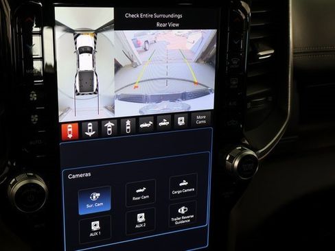 Used 2024 RAM 3500 Laramie w/ Towing Technology Group image 28