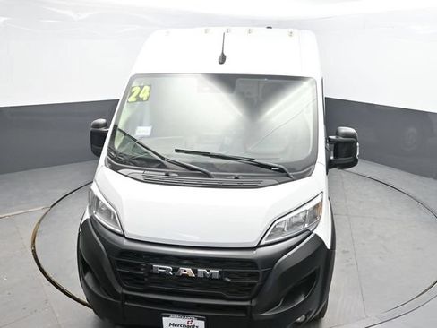 Used 2024 RAM ProMaster 2500 w/ Convenience Group FWD image 22